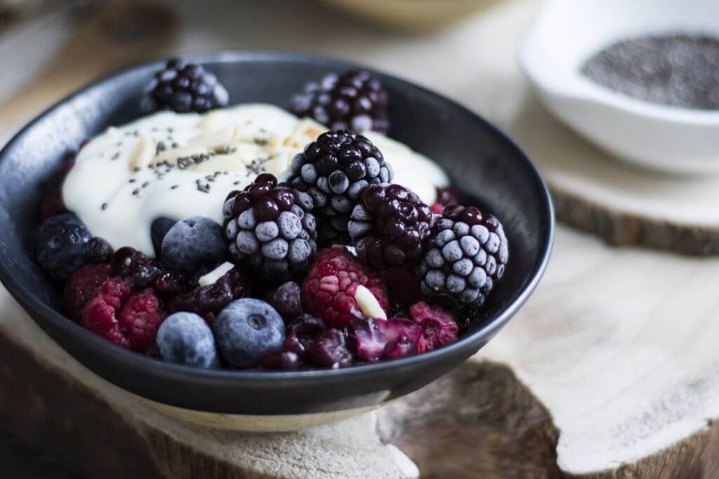 yogurt-blueberry